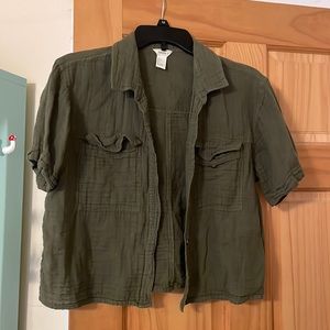 Forever 21 Crop Button Down